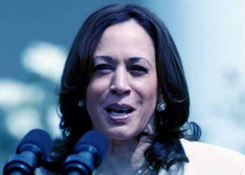 امریکہ میں 5 نومبر کے لئے الٹی گنتی شروع، ٹرمپ اور ہیرس کی توجہ سات سوئنگ ریاستوں پر