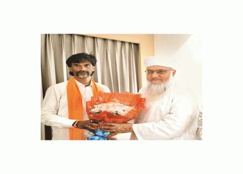 منوج جرنگے کی جالنہ میں مسلم اور دلت سماج کے نمائندوں سے گفتگو