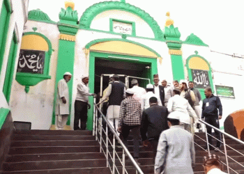 سنبھل جامع مسجد میں رنگ و روغن کی نہیں ملی اجازت