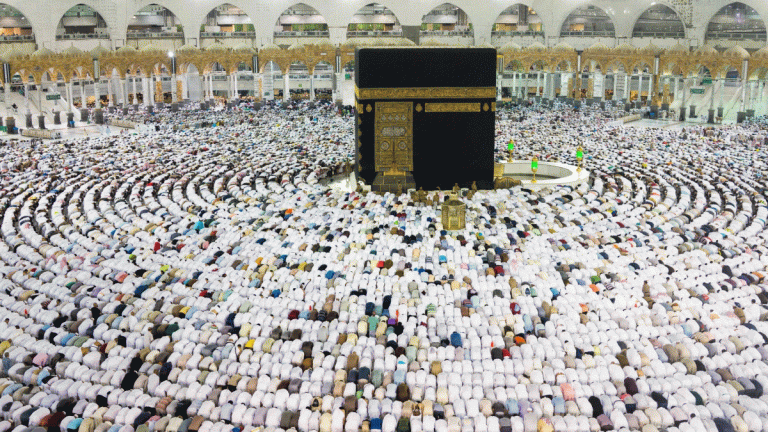 غسل کعبہ کی روح پرور تقریب ‘تین مراحل میں مکمل