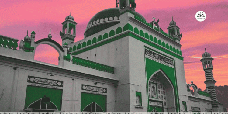 سنبھل جامع مسجد  الہ آباد ہائیکورٹ میں’متنازعہ ڈھانچہ‘ تسلیم