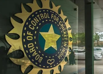 بی سی سی آئی کے دفتر میں بڑی چوری، آئی پی ایل کی 261 قیمتی جرسیاں غائب، سیکورٹی گارڈ گرفتار