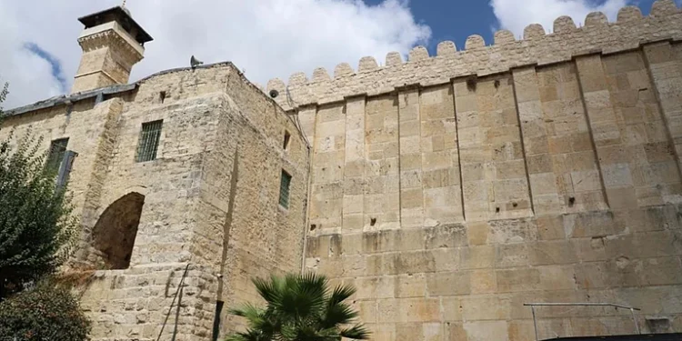 قطر نے ابراہیمی مسجد پر قبضے کی اسرائیلی کوشش کو بین الاقوامی قوانین کی صریح خلاف ورزی قرار دیتے ہوئے شدید مذمت کی ہے۔