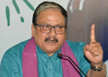 راہل و تیجسوی نے کہا چوری، منوج جھا نے کہا ڈکیتی