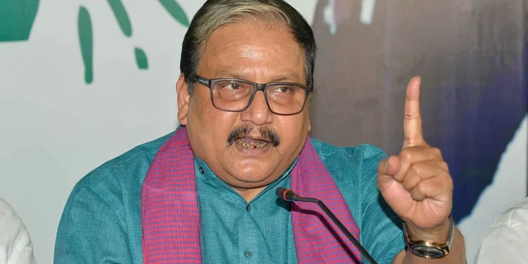 راہل و تیجسوی نے کہا چوری، منوج جھا نے کہا ڈکیتی