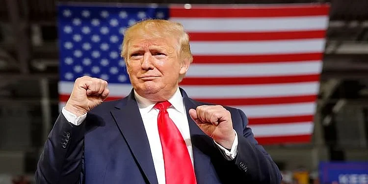 ہندوستان پر 25 فیصد اضافی ٹرمپ ٹیرف نافذ، کن شعبوں پر پڑے گا اثر؟ جانیے تفصیل