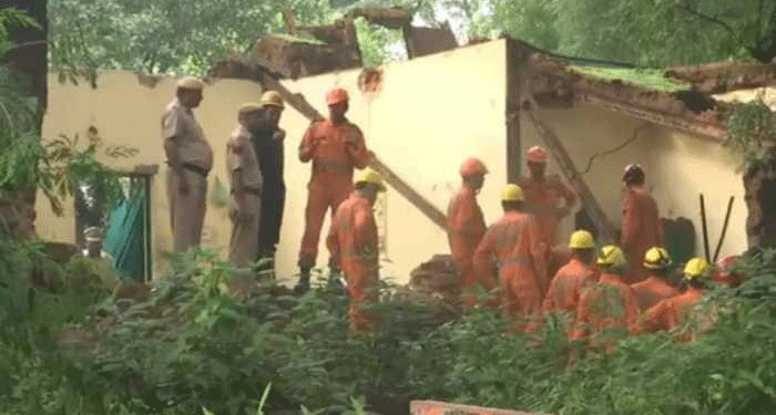 پتّے شاہ درگاہ میں کمرے کی چھت گرنے سے 5 افرادجاں بحق