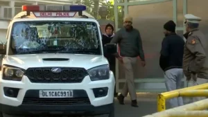 دہلی کے 20 کالجوں کو بم سے اُڑانے کی دھمکی، پولیس میں ہلچل، بم اسکواڈ کا سرچ آپریشن جاری