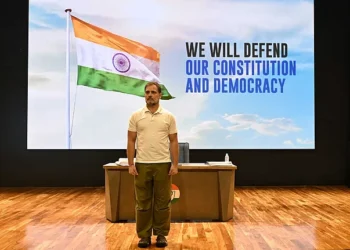 راہل گاندھی کا الزام: الیکشن کمیشن بی جے پی کا ساتھ دے رہا ہے، ووٹ چوری کے ثبوت مٹائے جا رہے ہیں