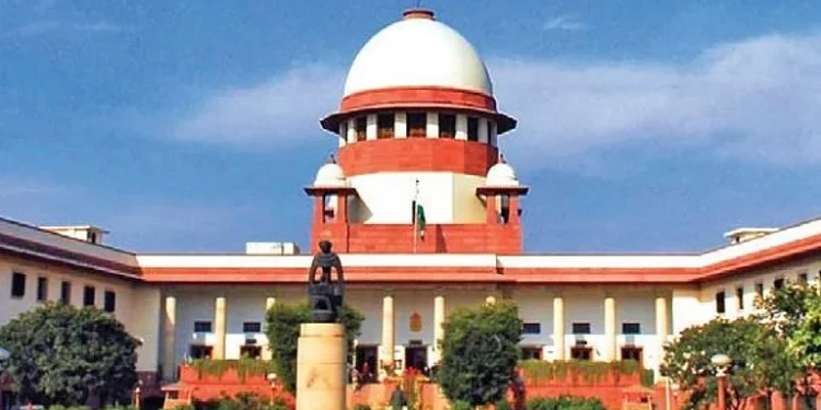 سپریم کورٹ کا وقف قانون پر فیصلہ، چند دفعات معطل، مکمل پابندی سے انکار