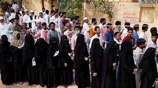 بہار اسمبلی انتخاب کے دوران برقع نشیں خواتین کے لیے خصوصی انتظام