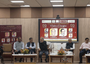 ادب، مکالمے، ہم آہنگی اور قومی شعور کو سمت دیتا ہے: اندریش کمار