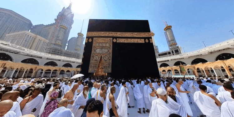 مسجد الحرام میں انٹر ایکٹیو اسکرینیں نصب