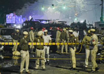 لال قلعہ کے قریب دھماکہ کے بعد دہلی  میں سکیورٹی سخت