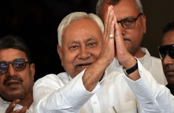 نتیش کمار کا وزیر اعلیٰ  کے عہدے سے استعفی