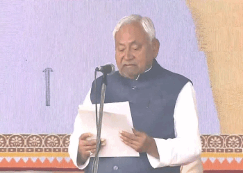 وزیراعلیٰ کی شکل میں  10ویں بار  نتیش کمارکی حلف برداری