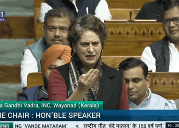 ’وندے ماترم‘ پر بحث کے دوران پرینکا گاندھی کا تلخ سوال