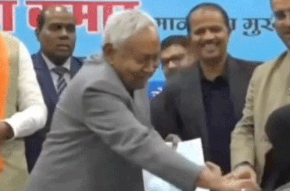 ڈاکٹر نصرت پروین کو ملازمت جوائن کرنے کا ایک اور موقع ملا