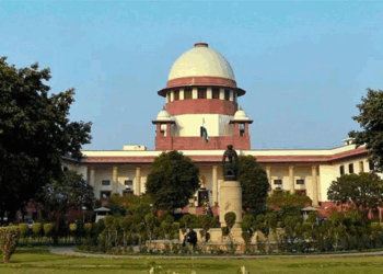 سپریم کورٹ نے  ’ کارتیگئی دیپم تنازعہ‘ میں مدراس ہائی کورٹ کا فیصلہ برقرار رکھا