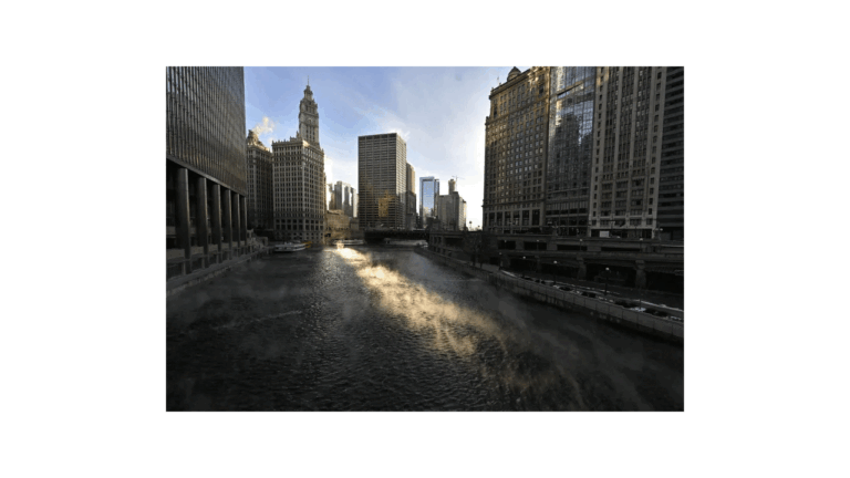 کیمیکل جیسی بدبو سےامریکہ میں افراتفری کا ماحول