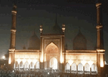 دہلی سمیت ملک بھر میں عید کی دھوم