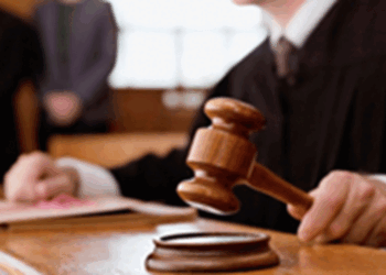 بامبے ہائی کورٹ میں مسلم ریزرویشن ختم کرنے کے خلاف عرضی پر سماعت ملتوی