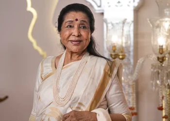 معروف گلوکارہ آشا بھوسلے اب ہمارے درمیان نہیں رہیں