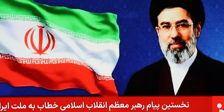 ٹرمپ کے نام خط میں ایرانی سپریم لیڈر مجتبیٰ خامنہ ای  کاسخت موقف