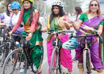 مدرز ڈے پر خواتین کی سائیکل ریلی