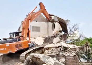 مراد آباد میں مدرسہ کے خلاف انہدامی کارروائی