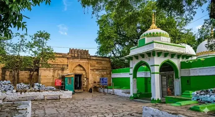 مدھیہ پردیش ہائیکورٹ نے کمال مولا مسجد کو مندر قرار دیا