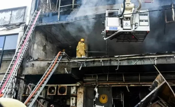 لکھنؤ واقع کوچنگ سنٹر میں آتش زدگی کےشکار افراد کے لئے 2-2لاکھ روپے کی امداد کا اعلان 