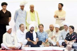 دہلی کے جنترمنتر پر سونم وانگچک کی بھوک ہڑتال