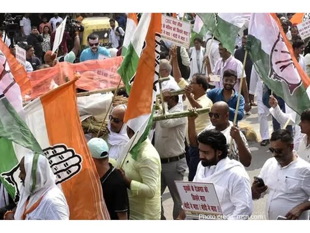’چھاتروں کی گونج‘ مہم کو مزید وسیع کرنے کا  کانگریس کا  فیصلہ