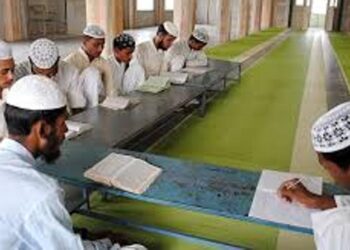 اتر پردیش کےمدارس میں کامل و فاضل کی اسناد بند لیکن سابقہ طلبا کی ڈگریا ں اثرانداز نہیں