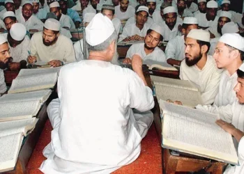 اتر پردیش  میں  کامل اور فاضل کی ڈگریوں کو غیر معتبر قرار دیے جانےکا اندیشہ 