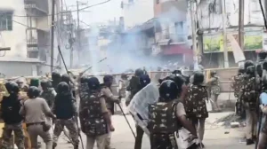 اجین شاہی مسجد پر بلڈوزر کارروائی کے خلاف احتجاج