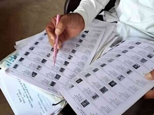 راہل گاندھی نے ایس آئی آر کے عمل  پر اٹھائے سوال
