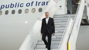 ایران کے صدر مسعود پزشکیان  برکس سمٹ میں شرکت کے لیے نئی دہلی پہنچے