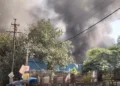 نوئیڈا میں آگ لگنے سے 6 دکانیں جل کر راکھ، ایک کی موت